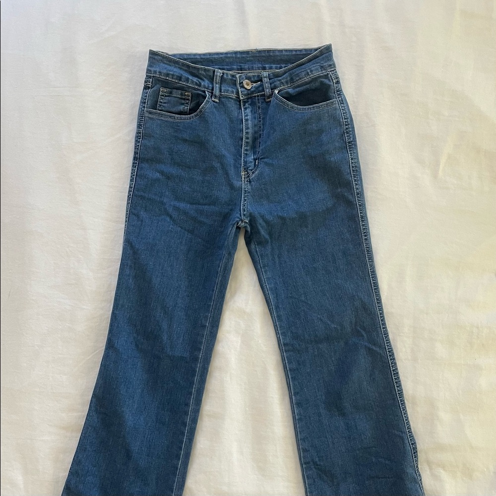 slim bootcut 90s jeans